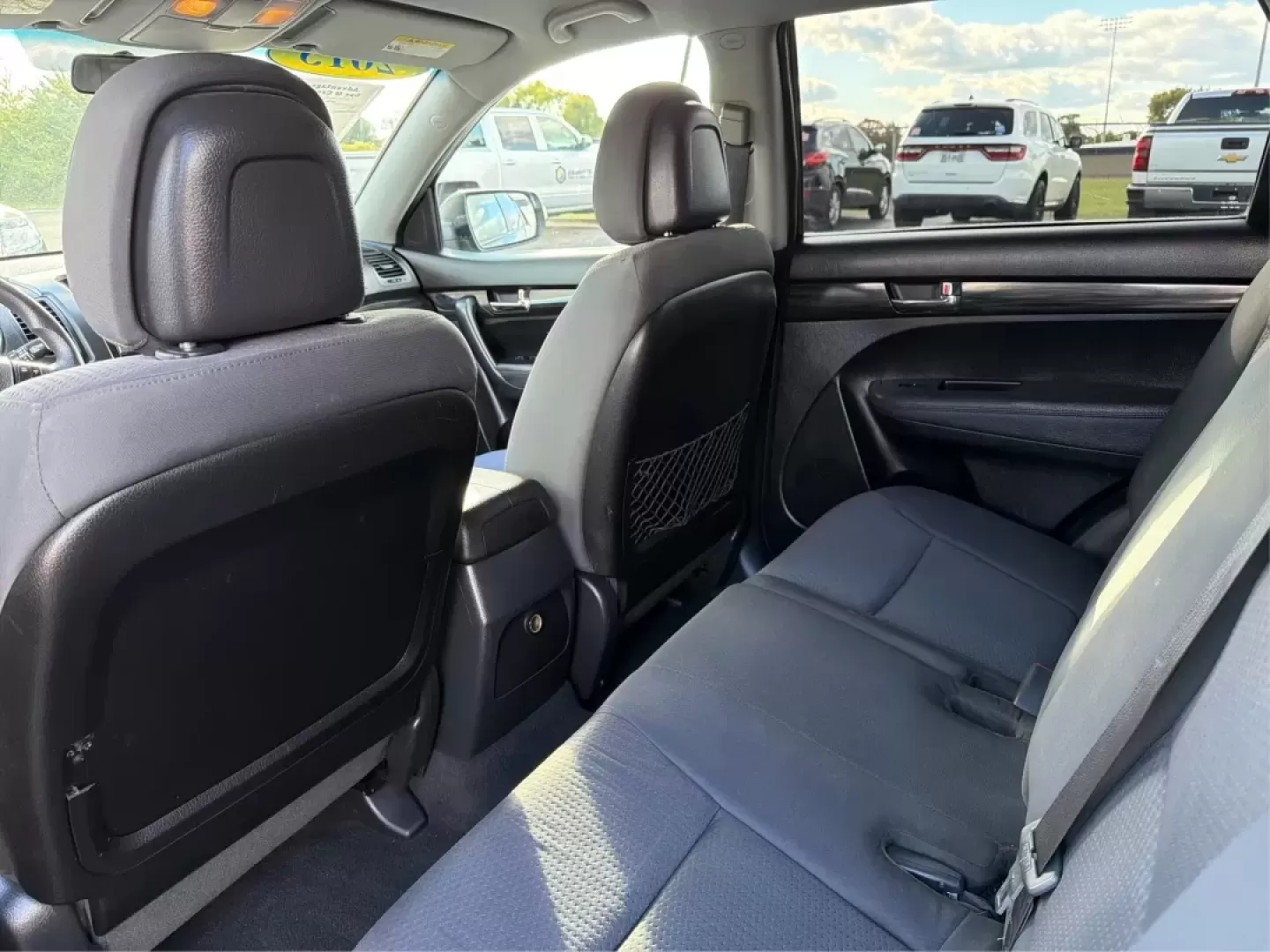 2013 Kia Sorento LX (5XYKT3A15DG) with an 2.4L I-4 DOHC engine, located at 4508 South Dixie Dr, Moraine, OH, 45439, (937) 908-9800, 39.689976, -84.218452 - **Adventure Awaits with the 2013 Kia Sorento LX at Advantage Car and Credit - Moraine!**<br /> <br /> Are you ready for your next family road trip or weekend adventure? The 2013 Kia Sorento LX is the perfect SUV that offers comfort, versatility, and reliability for any lifestyle. Whether you're navi - Photo#10