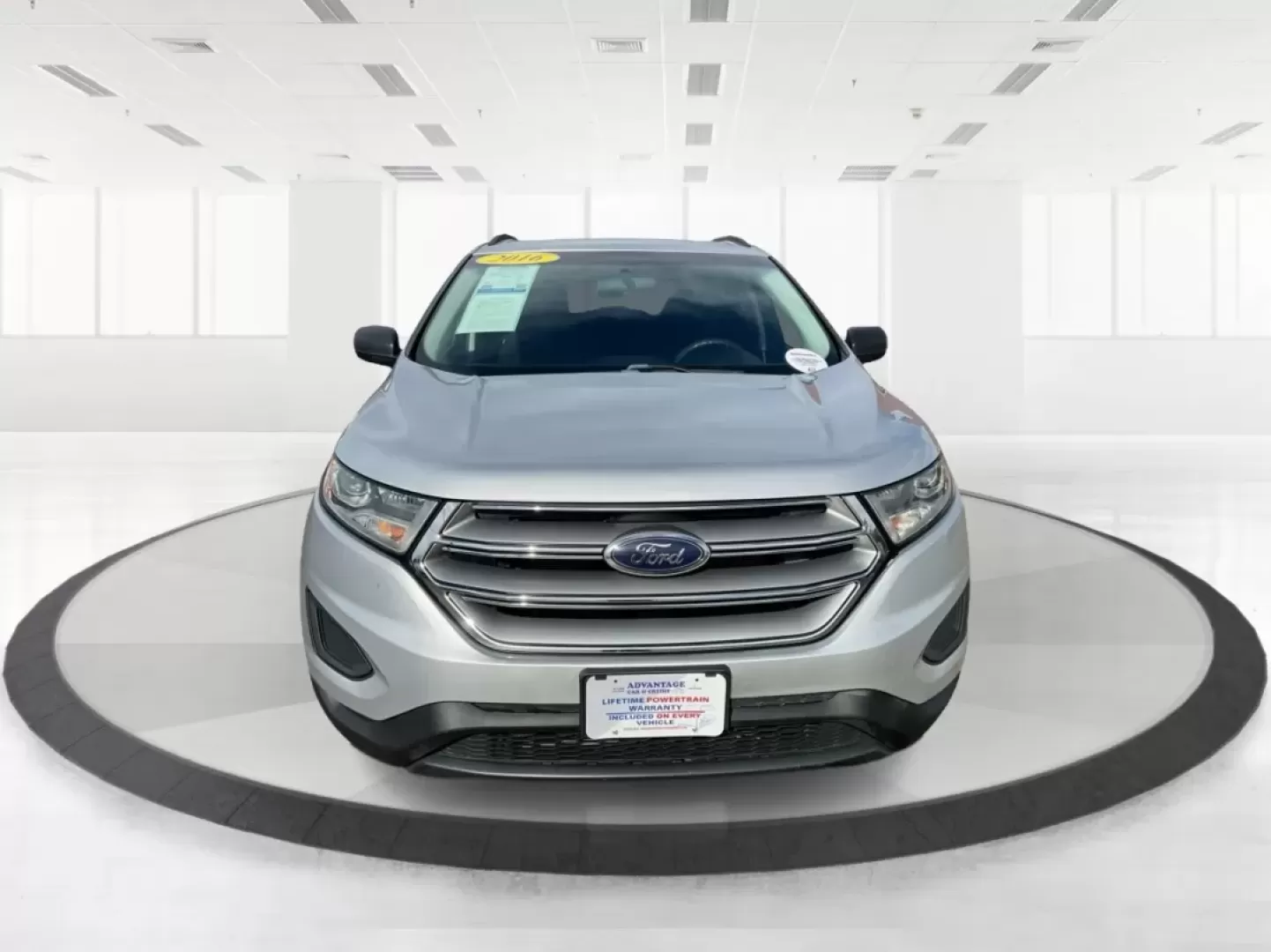 2016 Ford Edge SE (2FMPK4G9XGB) with an EcoBoost 2L I-4 gasoline direct injection engine, located at 1230 East Main St, Xenia, OH, 45385, (937) 908-9800, 39.688026, -83.910172 - Rev up your lifestyle with the perfect blend of style, comfort, and utility that the 2016 Ford Edge SE offers! If you're looking for a reliable SUV that seamlessly fits into your busy life-whether it's taking the kids to school, embarking on family adventures, or handling your daily commute-this veh - Photo#7