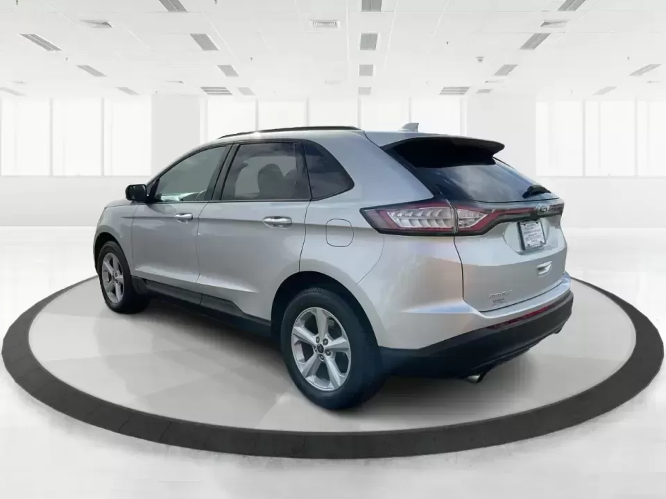 2016 Ford Edge SE (2FMPK4G9XGB) with an EcoBoost 2L I-4 gasoline direct injection engine, 6A transmission, located at 1230 East Main St, Xenia, OH, 45385, (937) 908-9800, 39.688026, -83.910172 - Rev up your lifestyle with the perfect blend of style, comfort, and utility that the 2016 Ford Edge SE offers! If you're looking for a reliable SUV that seamlessly fits into your busy life-whether it's taking the kids to school, embarking on family adventures, or handling your daily commute-this veh - Photo#4