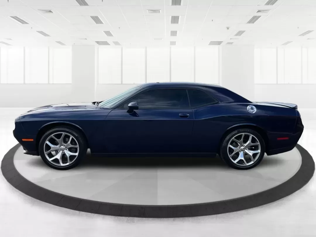 2015 Dodge Challenger SXT Plus (2C3CDZBG5FH) with an 3.6L V-6 DOHC engine, located at 1230 East Main St, Xenia, OH, 45385, (937) 908-9800, 39.688026, -83.910172 - Unleash your inner muscle car enthusiast with this striking 2015 Dodge Challenger SXT Plus, available now at Advantage Car and Credit in New Carlisle, OH! With its powerful yet efficient 3.6L V-6 DOHC engine, this coupe is perfect for weekend adventures, cruising down scenic routes, or standing out - Photo#5