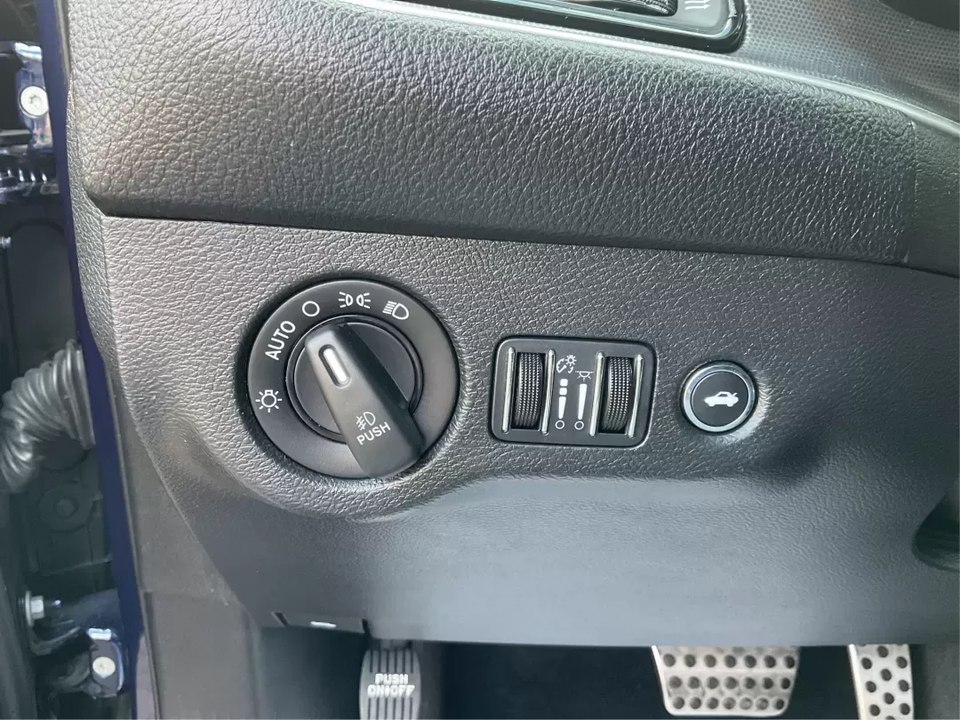 2015 Dodge Challenger SXT Plus (2C3CDZBG5FH) with an 3.6L V-6 DOHC engine, located at 1230 East Main St, Xenia, OH, 45385, (937) 908-9800, 39.688026, -83.910172 - Unleash your inner muscle car enthusiast with this striking 2015 Dodge Challenger SXT Plus, available now at Advantage Car and Credit in New Carlisle, OH! With its powerful yet efficient 3.6L V-6 DOHC engine, this coupe is perfect for weekend adventures, cruising down scenic routes, or standing out - Photo#17