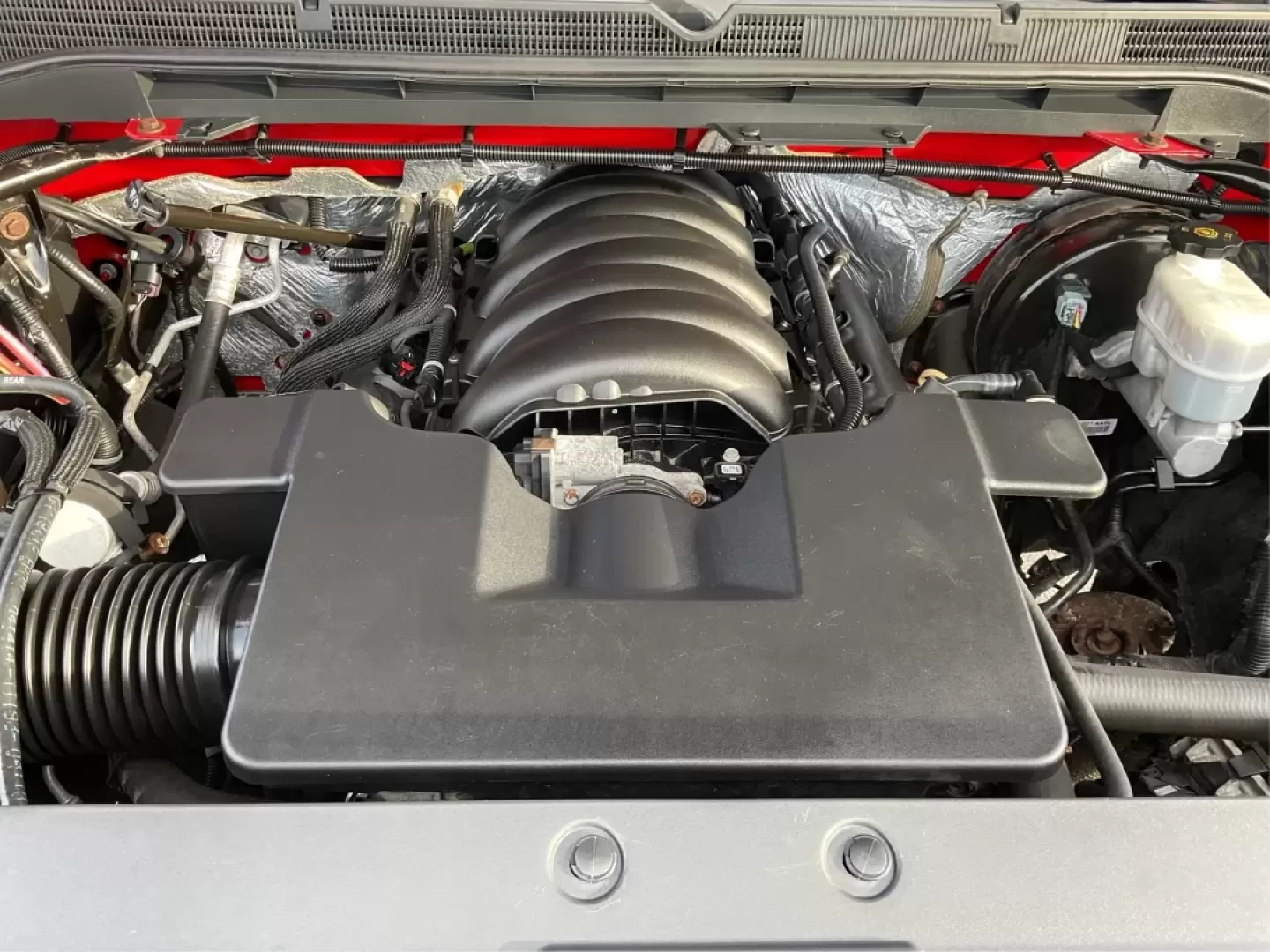 2014 GMC Sierra 1500 SLE (1GTR1UECXEZ) with an Other engine, located at 1184 Kauffman Ave, Fairborn, OH, 45324, (937) 908-9800, 39.807072, -84.030914 - **Unleash Adventure with the 2014 GMC Sierra 1500 at Advantage Car and Credit - Troy, OH!**<br /> <br /> Are you ready to elevate your everyday adventures? Whether you're a busy professional seeking a reliable commuter, a growing family in need of ample space, or an outdoor enthusiast looking for a - Photo#11