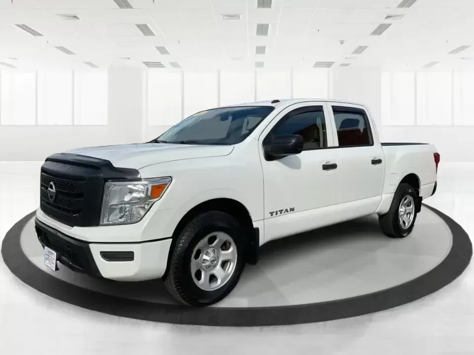 2021 Nissan TITAN Crew Cab S 4x4 (1N6AA1EC4MN) with an Endurance 5.6L V-8 gasoline direct injection engine, 9A transmission, located at 1099 N County Rd 25A , Troy, OH, 45373, (937) 908-9800, 40.057079, -84.212883 - Discover ultimate versatility and rugged capability with this 2021 Nissan TITAN Crew Cab S 4x4, now available at Advantage Car and Credit in Piqua, OH. Whether you're navigating the bustling streets of Piqua or heading out for weekend adventures, this truck is designed to adapt to your lifestyle. Pe - Photo#8