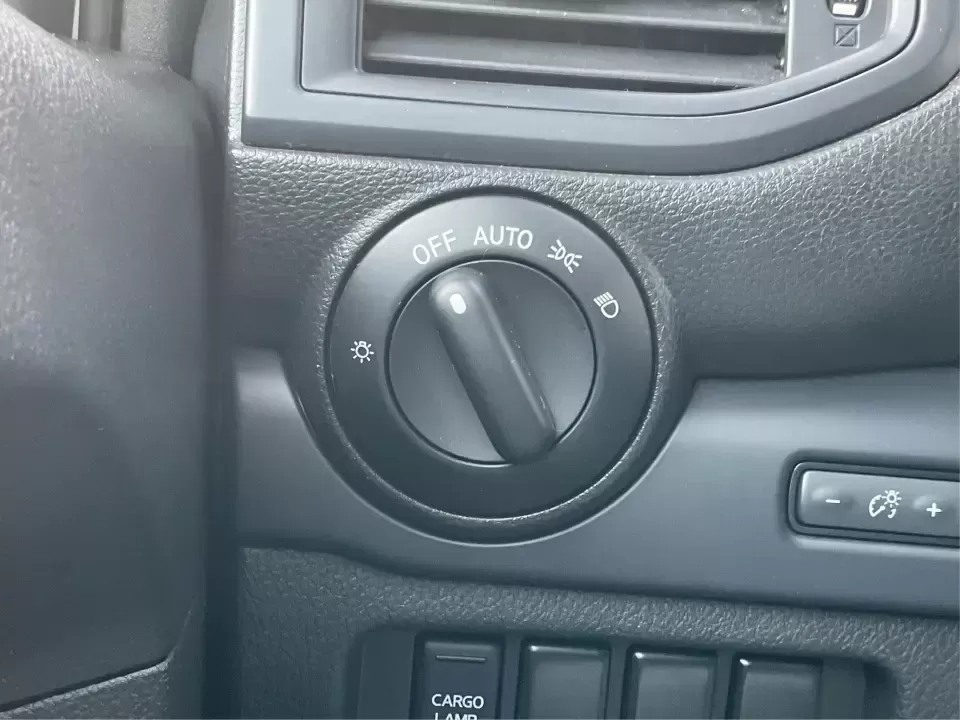 2021 Nissan TITAN Crew Cab S 4x4 (1N6AA1EC4MN) with an Endurance 5.6L V-8 gasoline direct injection engine, 9A transmission, located at 1099 N County Rd 25A , Troy, OH, 45373, (937) 908-9800, 40.057079, -84.212883 - Discover ultimate versatility and rugged capability with this 2021 Nissan TITAN Crew Cab S 4x4, now available at Advantage Car and Credit in Piqua, OH. Whether you're navigating the bustling streets of Piqua or heading out for weekend adventures, this truck is designed to adapt to your lifestyle. Pe - Photo#16