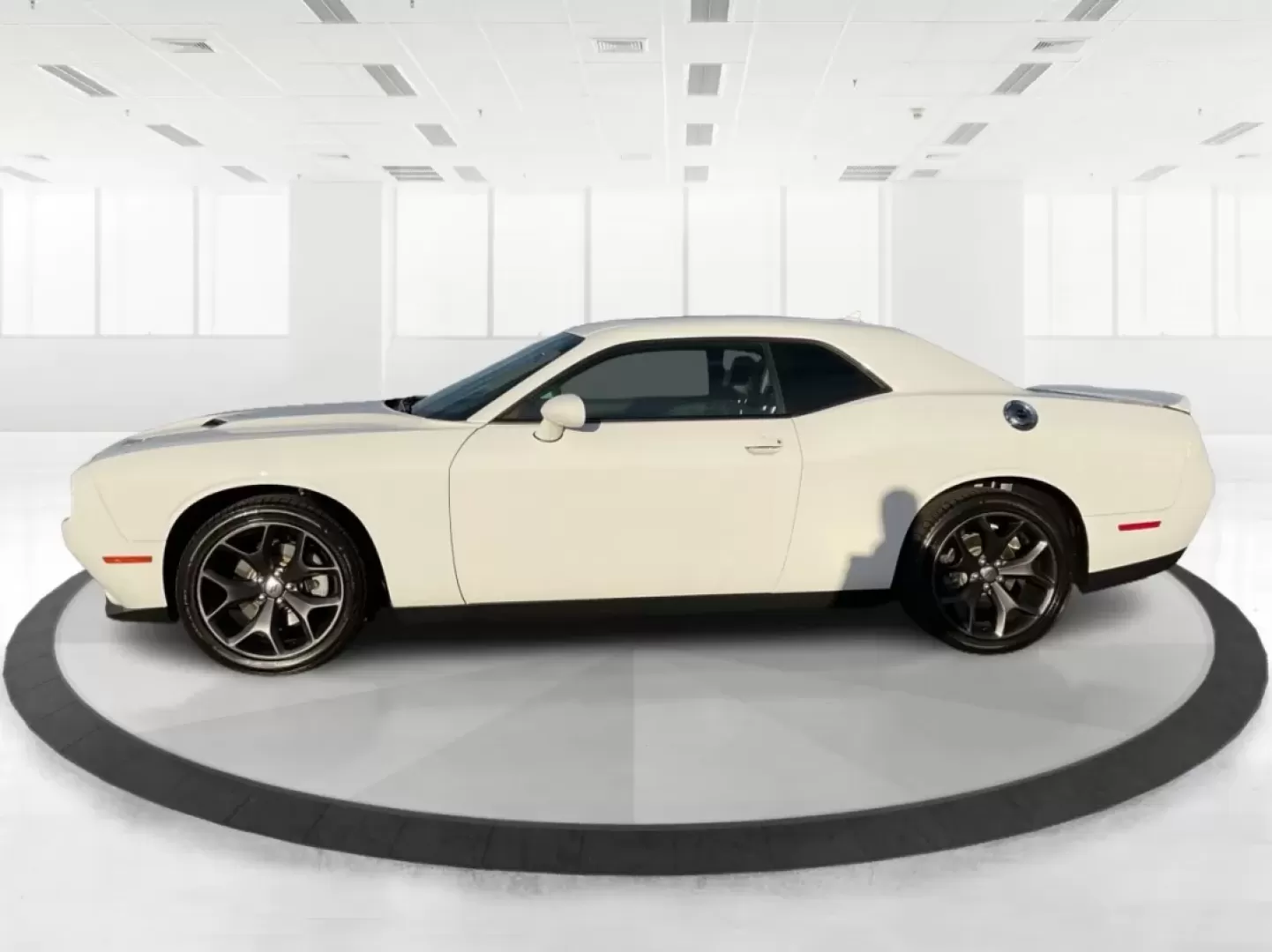 2018 Dodge Challenger SXT Plus (2C3CDZAG0JH) with an Pentastar 3.6L V-6 DOHC engine, located at 8750 N County Rd 25A, Piqua, OH, 45356, (937) 908-9800, 40.164391, -84.232513 - Unleash your inner road warrior with the 2018 Dodge Challenger SXT Plus, the perfect blend of power, style, and everyday functionality. Whether you're tackling the daily commute or planning weekend adventures with friends, this stunning coupe ensures you do it in comfort and confidence. Located at A - Photo#5