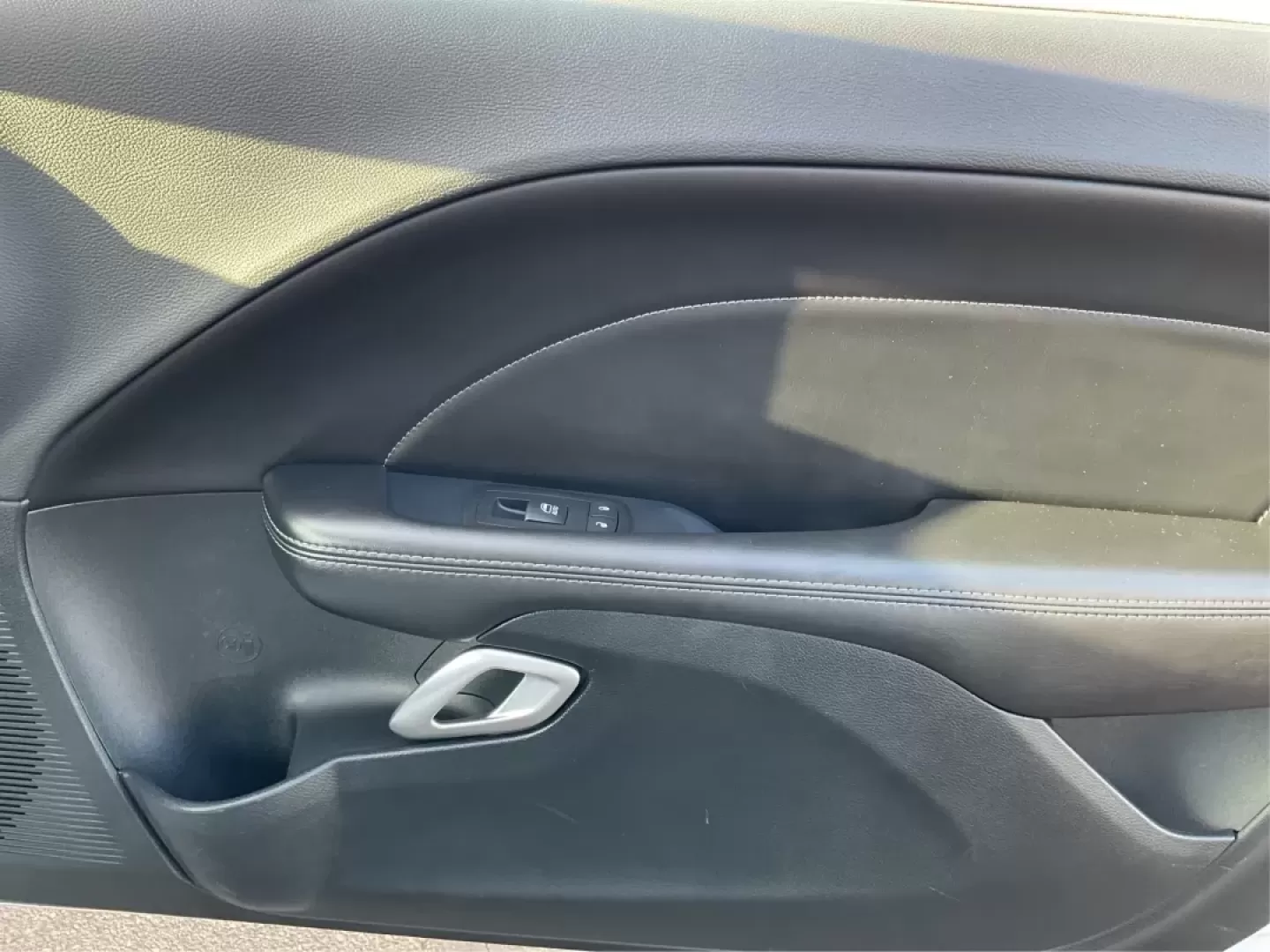 2018 Dodge Challenger SXT Plus (2C3CDZAG0JH) with an Pentastar 3.6L V-6 DOHC engine, located at 8750 N County Rd 25A, Piqua, OH, 45356, (937) 908-9800, 40.164391, -84.232513 - Unleash your inner road warrior with the 2018 Dodge Challenger SXT Plus, the perfect blend of power, style, and everyday functionality. Whether you're tackling the daily commute or planning weekend adventures with friends, this stunning coupe ensures you do it in comfort and confidence. Located at A - Photo#20