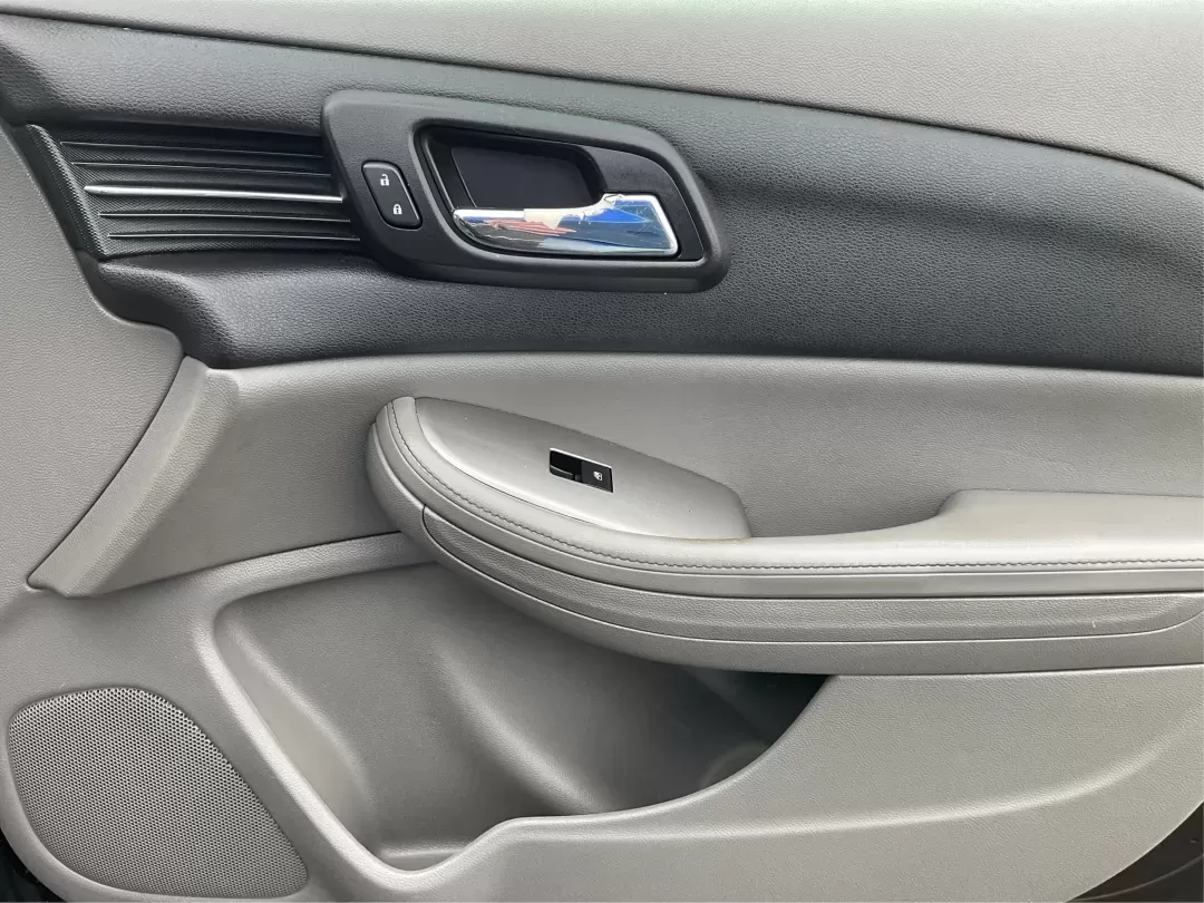 2014 Chevrolet Malibu 1LS (1G11B5SLXEF) with an ECOTEC 2.5L I-4 gasoline direct injection engine, 6-Speed Automatic transmission, located at 8750 N County Rd 25A, Piqua, OH, 45356, (937) 908-9800, 40.164391, -84.232513 - **Discover Your Next Adventure with the 2014 Chevrolet Malibu at Advantage Car and Credit - Vandalia!**<br /> <br /> Are you on the lookout for a reliable, stylish vehicle that fits seamlessly into your busy lifestyle? Look no further! The 2014 Chevrolet Malibu 1LS is your perfect companion for dail - Photo#20