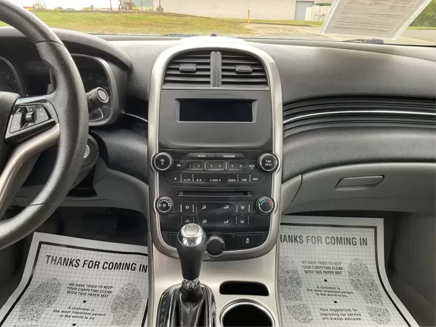 2014 Chevrolet Malibu 1LS (1G11B5SLXEF) with an ECOTEC 2.5L I-4 gasoline direct injection engine, 6-Speed Automatic transmission, located at 4508 South Dixie Dr, Moraine, OH, 45439, (937) 908-9800, 39.689976, -84.218452 - **Discover Your Next Adventure with the 2014 Chevrolet Malibu at Advantage Car and Credit - Vandalia!**<br /> <br /> Are you on the lookout for a reliable, stylish vehicle that fits seamlessly into your busy lifestyle? Look no further! The 2014 Chevrolet Malibu 1LS is your perfect companion for dail - Photo#13