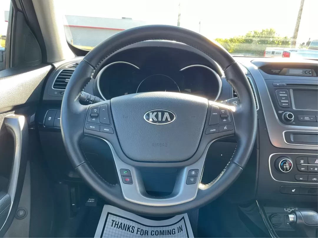 2014 Kia Sorento LX (5XYKTDA61EG) with an 2.4L I-4 gasoline direct injection engine, located at 880 E. National Road, Vandalia, OH, 45377, (937) 908-9800, 39.891918, -84.183594 - **Adventure Awaits with the 2014 Kia Sorento LX Perfect for Families and Road Warriors Alike!**<br /> <br /> At Advantage Car and Credit - Vandalia, we understand that your vehicle is more than just a mode of transportation; it's an essential part of your lifestyle. If you're looking for a versatil - Photo#16