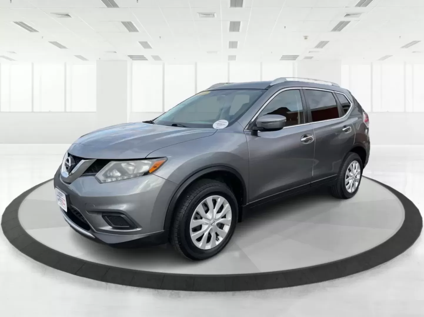 2016 Nissan Rogue S (KNMAT2MV7GP) with an 2.5L I-4 DOHC engine, located at 8750 N County Rd 25A, Piqua, OH, 45356, (937) 908-9800, 40.164391, -84.232513 - **Explore New Horizons with the 2016 Nissan Rogue: Your Ideal Adventure Companion!**<br /> <br /> Are you ready to elevate your driving experience and embark on new adventures? Look no further than this stunning 2016 Nissan Rogue, perfect for family outings, weekend getaways, or those long commutes - Photo#8