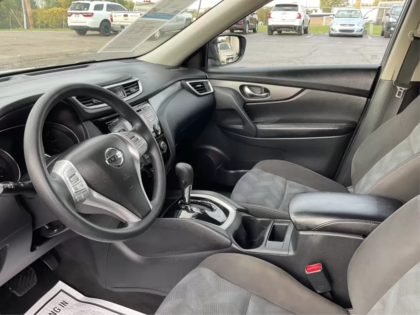 2016 Nissan Rogue S (KNMAT2MV7GP) with an 2.5L I-4 DOHC engine, located at 8750 N County Rd 25A, Piqua, OH, 45356, (937) 908-9800, 40.164391, -84.232513 - **Explore New Horizons with the 2016 Nissan Rogue: Your Ideal Adventure Companion!**<br /> <br /> Are you ready to elevate your driving experience and embark on new adventures? Look no further than this stunning 2016 Nissan Rogue, perfect for family outings, weekend getaways, or those long commutes - Photo#9