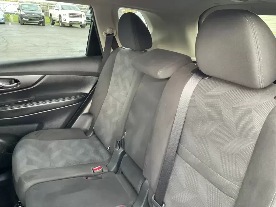 2016 Nissan Rogue S (KNMAT2MV7GP) with an 2.5L I-4 DOHC engine, CVT transmission, located at 880 E. National Road, Vandalia, OH, 45377, (937) 908-9800, 39.891918, -84.183594 - **Explore New Horizons with the 2016 Nissan Rogue: Your Ideal Adventure Companion!**<br /> <br /> Are you ready to elevate your driving experience and embark on new adventures? Look no further than this stunning 2016 Nissan Rogue, perfect for family outings, weekend getaways, or those long commutes - Photo#10