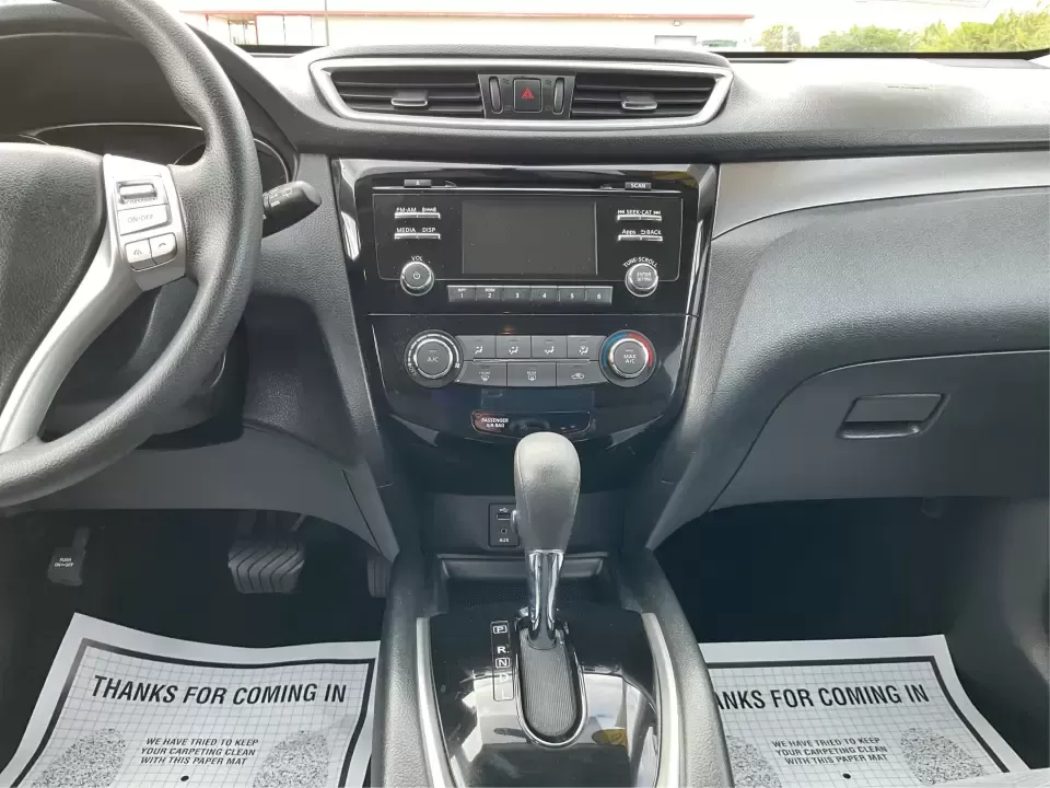 2016 Nissan Rogue S (KNMAT2MV7GP) with an 2.5L I-4 DOHC engine, CVT transmission, located at 880 E. National Road, Vandalia, OH, 45377, (937) 908-9800, 39.891918, -84.183594 - **Explore New Horizons with the 2016 Nissan Rogue: Your Ideal Adventure Companion!**<br /> <br /> Are you ready to elevate your driving experience and embark on new adventures? Look no further than this stunning 2016 Nissan Rogue, perfect for family outings, weekend getaways, or those long commutes - Photo#13