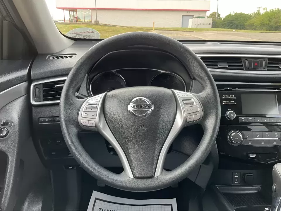 2016 Nissan Rogue S (KNMAT2MV7GP) with an 2.5L I-4 DOHC engine, CVT transmission, located at 880 E. National Road, Vandalia, OH, 45377, (937) 908-9800, 39.891918, -84.183594 - **Explore New Horizons with the 2016 Nissan Rogue: Your Ideal Adventure Companion!**<br /> <br /> Are you ready to elevate your driving experience and embark on new adventures? Look no further than this stunning 2016 Nissan Rogue, perfect for family outings, weekend getaways, or those long commutes - Photo#16
