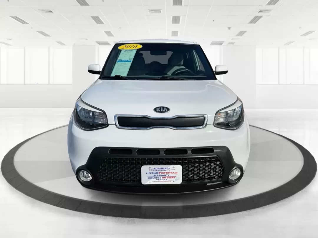 2015 Kia Soul Base (KNDJN2A25F7) with an Other engine, located at 1951 S Dayton Lakeview Rd., New Carlisle, OH, 45344, (937) 908-9800, 39.890999, -84.050255 - Experience the perfect blend of comfort, versatility, and style with the 2015 Kia Soul, available now at Advantage Car and Credit in New Carlisle, OH. Whether you're a busy professional navigating long commutes or a growing family seeking a spacious and safe ride, this vehicle is designed to elevate - Photo#5