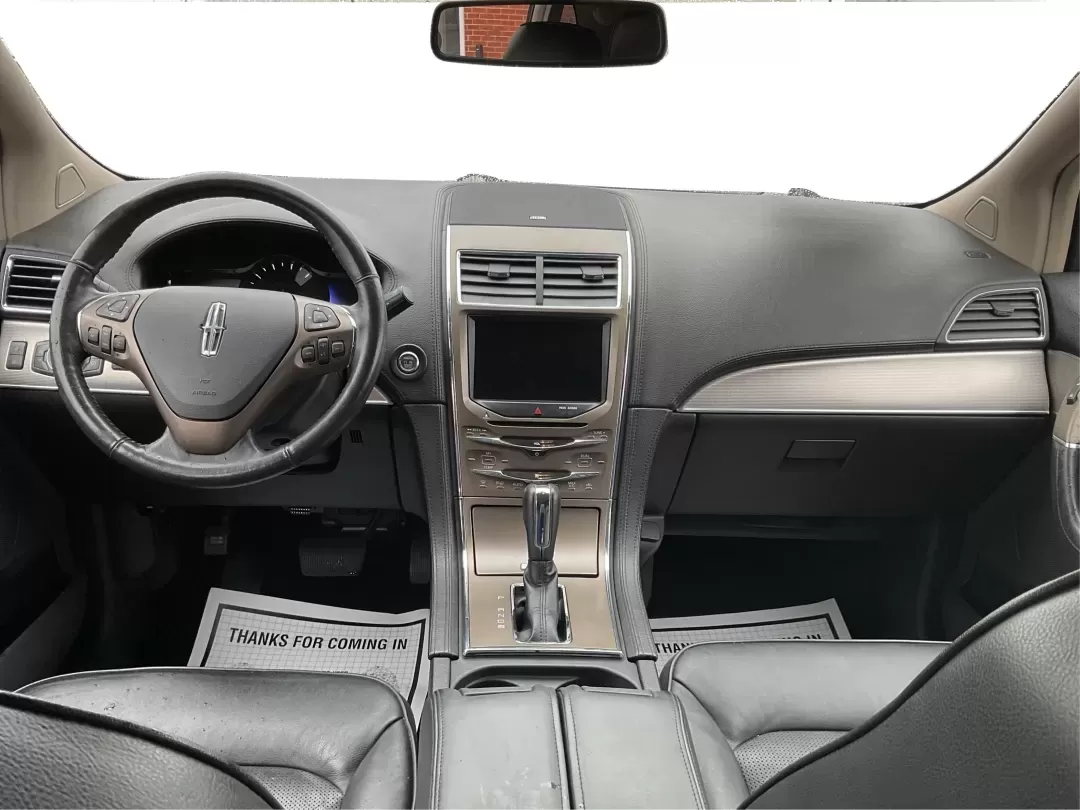 2013 Lincoln MKX Base (2LMDJ8JK8DB) with an Other engine, located at 1951 S Dayton Lakeview Rd., New Carlisle, OH, 45344, (937) 908-9800, 39.890999, -84.050255 - **Drive in Style and Comfort: 2013 Lincoln MKX at Advantage Car and Credit!**<br /> <br /> Are you ready to elevate your daily commute or weekend adventures? The 2013 Lincoln MKX is the perfect vehicle for those seeking luxury, reliability, and versatility. Whether you're a growing family looking fo - Photo#21