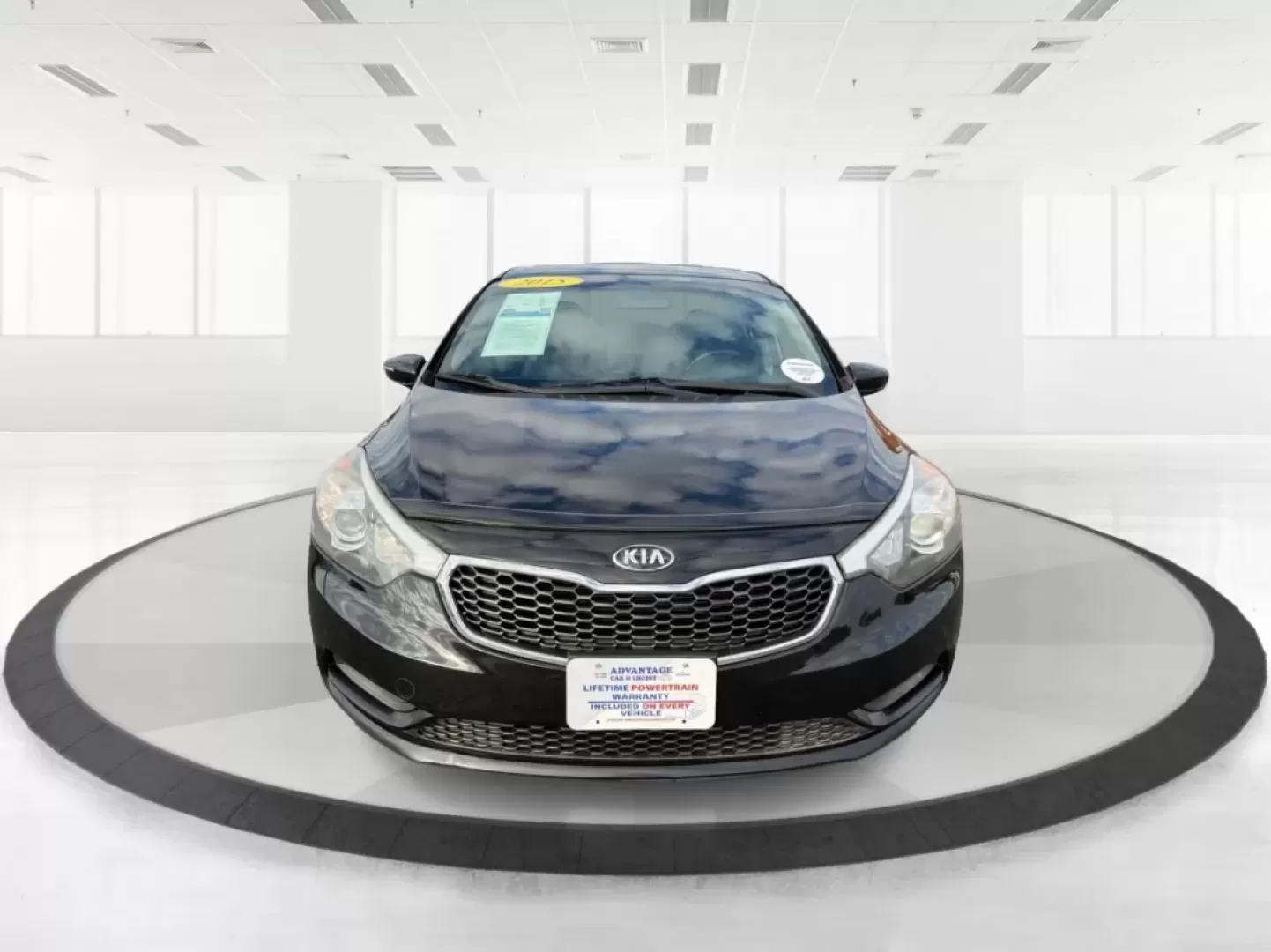 2015 Kia Forte LX (KNAFX4A67F5) with an 1.8L I-4 DOHC engine, located at 1951 S Dayton Lakeview Rd., New Carlisle, OH, 45344, (937) 908-9800, 39.890999, -84.050255 - Experience the perfect blend of style, comfort, and reliability with the 2015 Kia Forte LX, available now at Advantage Car and Credit in New Carlisle, OH. This sleek sedan is designed to elevate your daily commute and provide the ideal ride for weekend adventures, making it a versatile choice for ev - Photo#7