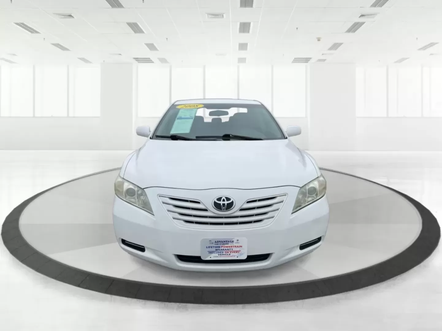 2008 Toyota Camry LE | SE | XLE (4T4BE46K18R) with an 2.4L I-4 DOHC engine, located at 401 Woodman Dr, Riverside, OH, 45431, (937) 908-9800, 39.760899, -84.123421 - Are you on the hunt for a reliable sedan that blends comfort and style with unbeatable affordability? Look no further! The 2008 Toyota Camry LE, available at Advantage Car and Credit in Riverside, OH, is the perfect vehicle for anyone seeking a dependable ride for daily commutes or family outings. W - Photo#7
