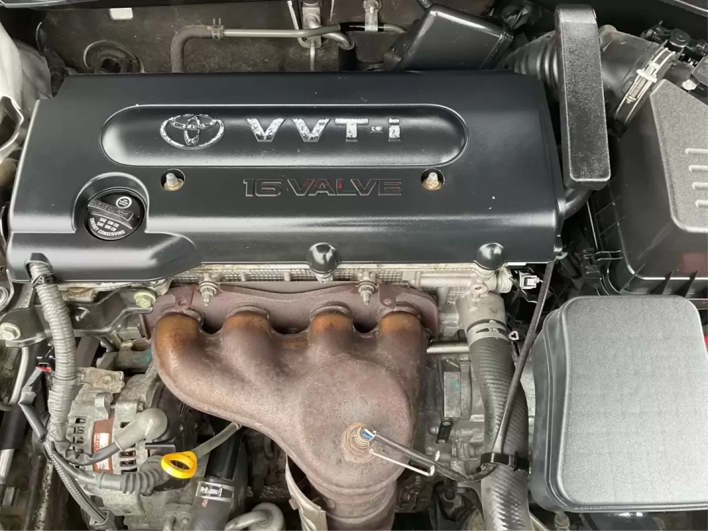 2008 Toyota Camry LE | SE | XLE (4T4BE46K18R) with an 2.4L I-4 DOHC engine, located at 401 Woodman Dr, Riverside, OH, 45431, (937) 908-9800, 39.760899, -84.123421 - Are you on the hunt for a reliable sedan that blends comfort and style with unbeatable affordability? Look no further! The 2008 Toyota Camry LE, available at Advantage Car and Credit in Riverside, OH, is the perfect vehicle for anyone seeking a dependable ride for daily commutes or family outings. W - Photo#11