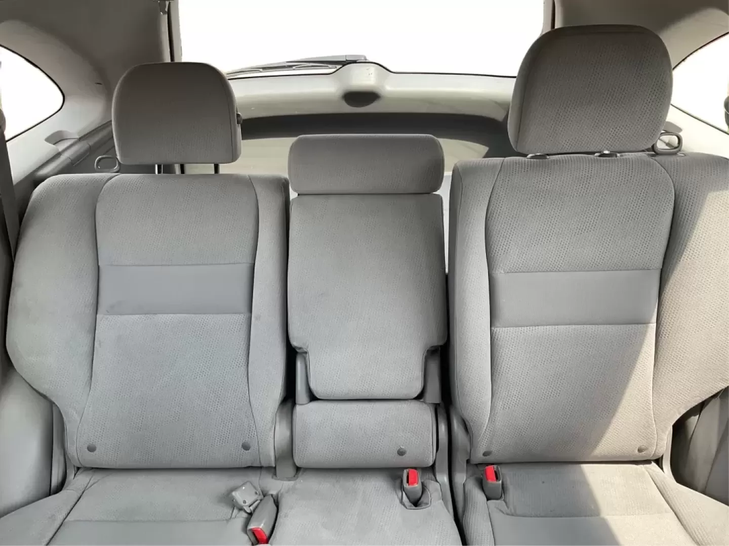 2010 Honda CR-V EX (5J6RE3H58AL) with an 2.4L I-4 DOHC engine, located at 1184 Kauffman Ave, Fairborn, OH, 45324, (937) 908-9800, 39.807072, -84.030914 - **Discover Your Next Adventure with the 2010 Honda CR-V EX from Advantage Car and Credit!**<br /> <br /> Are you ready to elevate your daily commute or embark on memorable weekend getaways? The 2010 Honda CR-V EX is the perfect companion for both the busy professional and the adventurous family. Wit - Photo#14