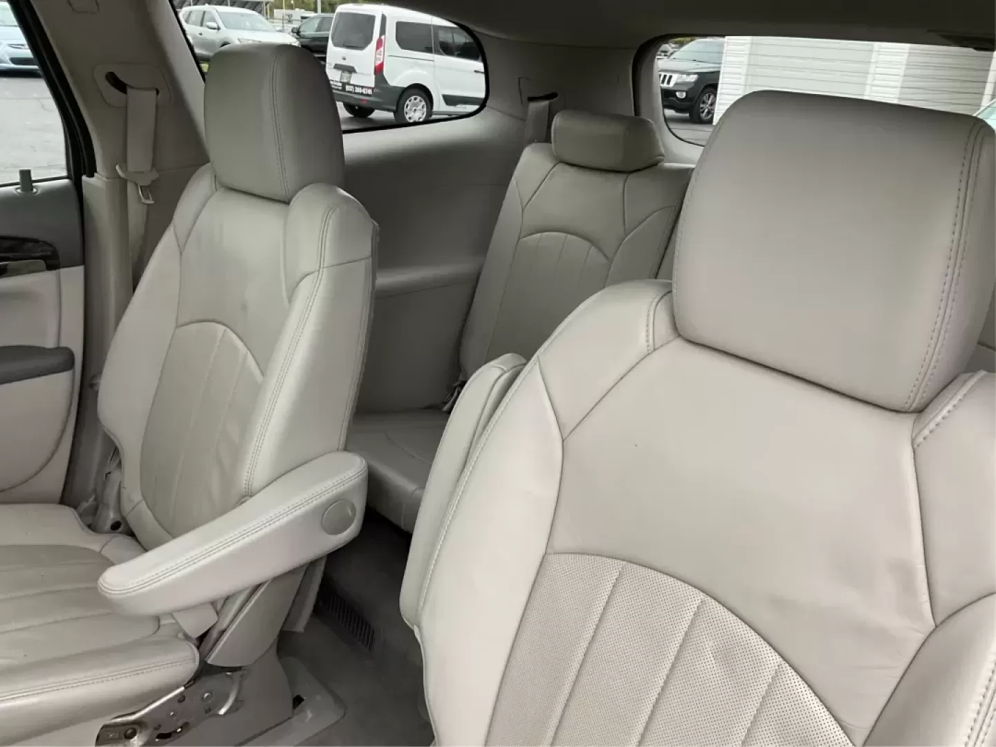 2014 Buick Enclave Leather (5GAKRBKD2EJ) with an 3.6L V-6 gasoline direct injection engine, located at 4508 South Dixie Dr, Moraine, OH, 45439, (937) 908-9800, 39.689976, -84.218452 - **Elevate Your Family Adventures with the 2014 Buick Enclave at Advantage Car and Credit - Moraine!**<br /> <br /> If you're searching for a vehicle that can effortlessly accommodate your growing family, tackle weekend adventures, and offer the comfort and space you deserve, look no further than thi - Photo#10