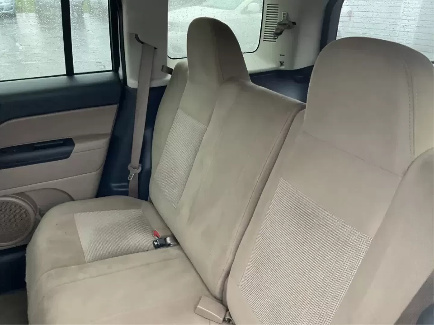 2016 Jeep Patriot Sport (1C4NJRBB5GD) with an 2.4L I-4 DOHC engine, Automatic transmission, located at 1230 East Main St, Xenia, OH, 45385, (937) 908-9800, 39.688026, -83.910172 - **Adventure Awaits with this 2016 Jeep Patriot Sport at Advantage Car and Credit - New Carlisle!**<br /> <br /> Are you ready to embrace the road less traveled? Whether you're planning weekend getaways with family or searching for the perfect commuter car that can handle a bit of adventure, this 201 - Photo#10