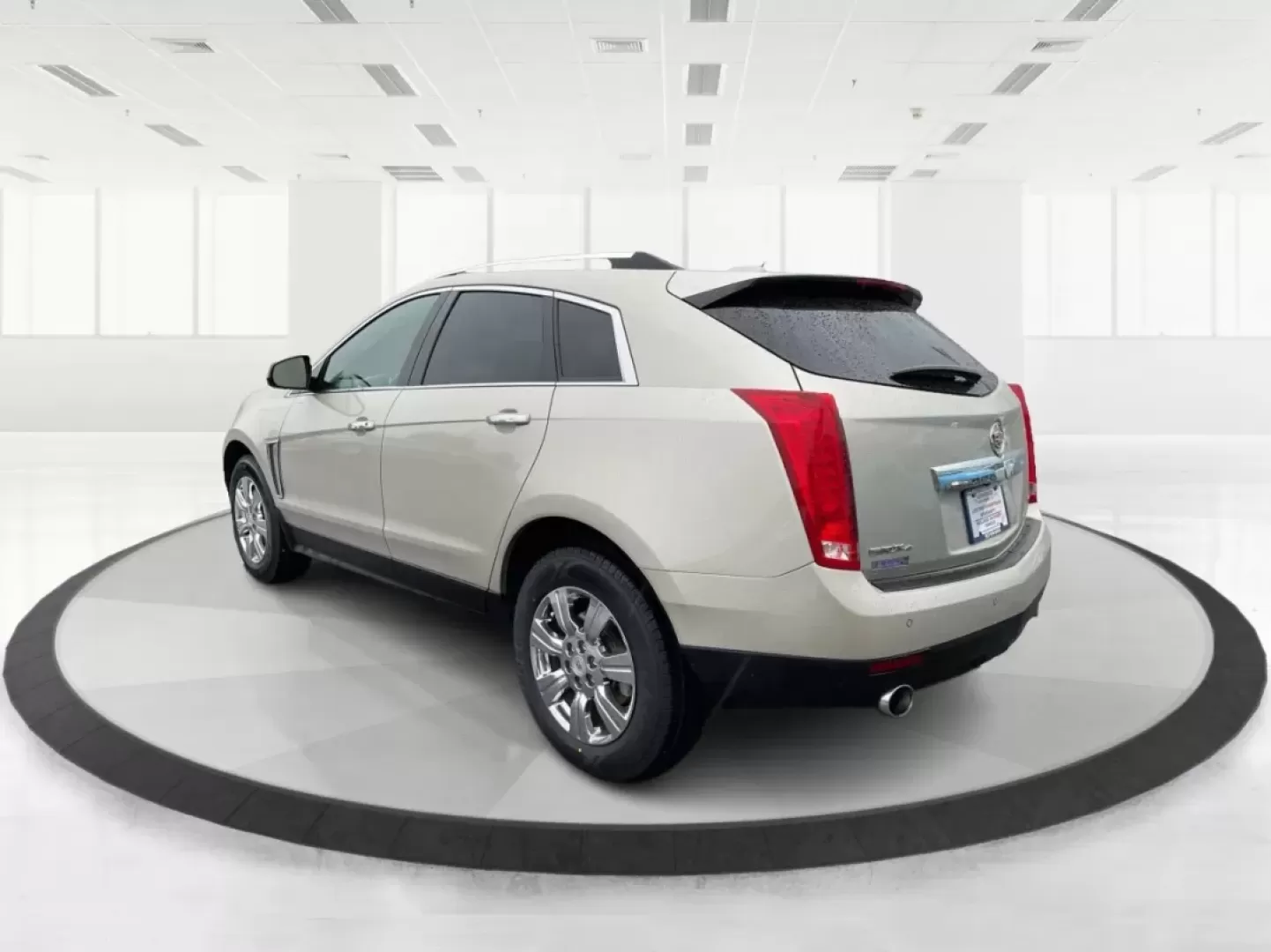 2015 Cadillac SRX Luxury Collection (3GYFNEE31FS) with an 3.6L V-6 gasoline direct injection engine, located at 1099 N County Rd 25A , Troy, OH, 45373, (937) 908-9800, 40.057079, -84.212883 - **Elevate Your Daily Drives and Weekend Adventures with a 2015 Cadillac SRX!**<br /> <br /> Are you ready to enhance your lifestyle with an SUV that balances luxury, capability, and comfort? Look no further than this stunning 2015 Cadillac SRX Luxury Collection, available now at Advantage Car and Cr - Photo#4