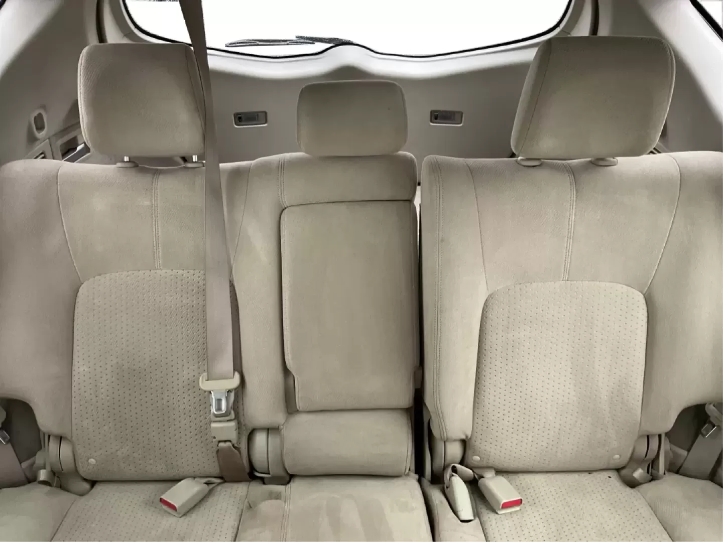 2014 Nissan Murano SV (JN8AZ1MW9EW) with an 3.5L V-6 DOHC engine, located at 401 Woodman Dr, Riverside, OH, 45431, (937) 908-9800, 39.760899, -84.123421 - **Discover the Perfect Blend of Style and Functionality with the 2014 Nissan Murano SV Your Ideal SUV for Riverside Adventures!**<br /> <br /> Are you searching for a versatile vehicle that can keep up with your busy lifestyle? Look no further! The 2014 Nissan Murano SV, available at Advantage Car - Photo#14