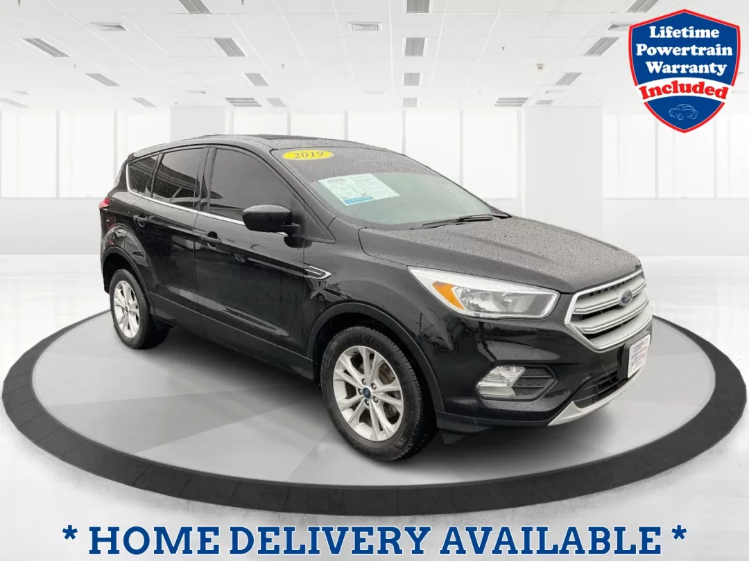 photo of 2019 Ford Escape SE