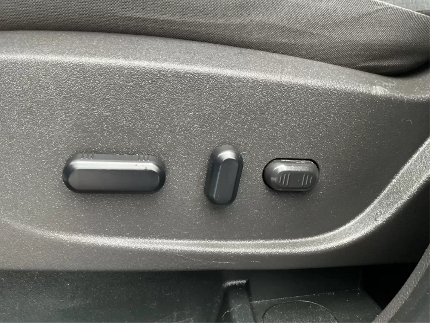 2019 Ford Escape SE (1FMCU0GD1KU) with an Other engine, located at 4508 South Dixie Dr, Moraine, OH, 45439, (937) 908-9800, 39.689976, -84.218452 - **Elevate Your Commute and Adventures with the 2019 Ford Escape SE at Advantage Car and Credit - Moraine!**<br /> <br /> Are you ready to enhance your daily commute or embark on memorable weekend adventures? Look no further than this stunning **2019 Ford Escape SE**, located at **Advantage Car and C - Photo#18