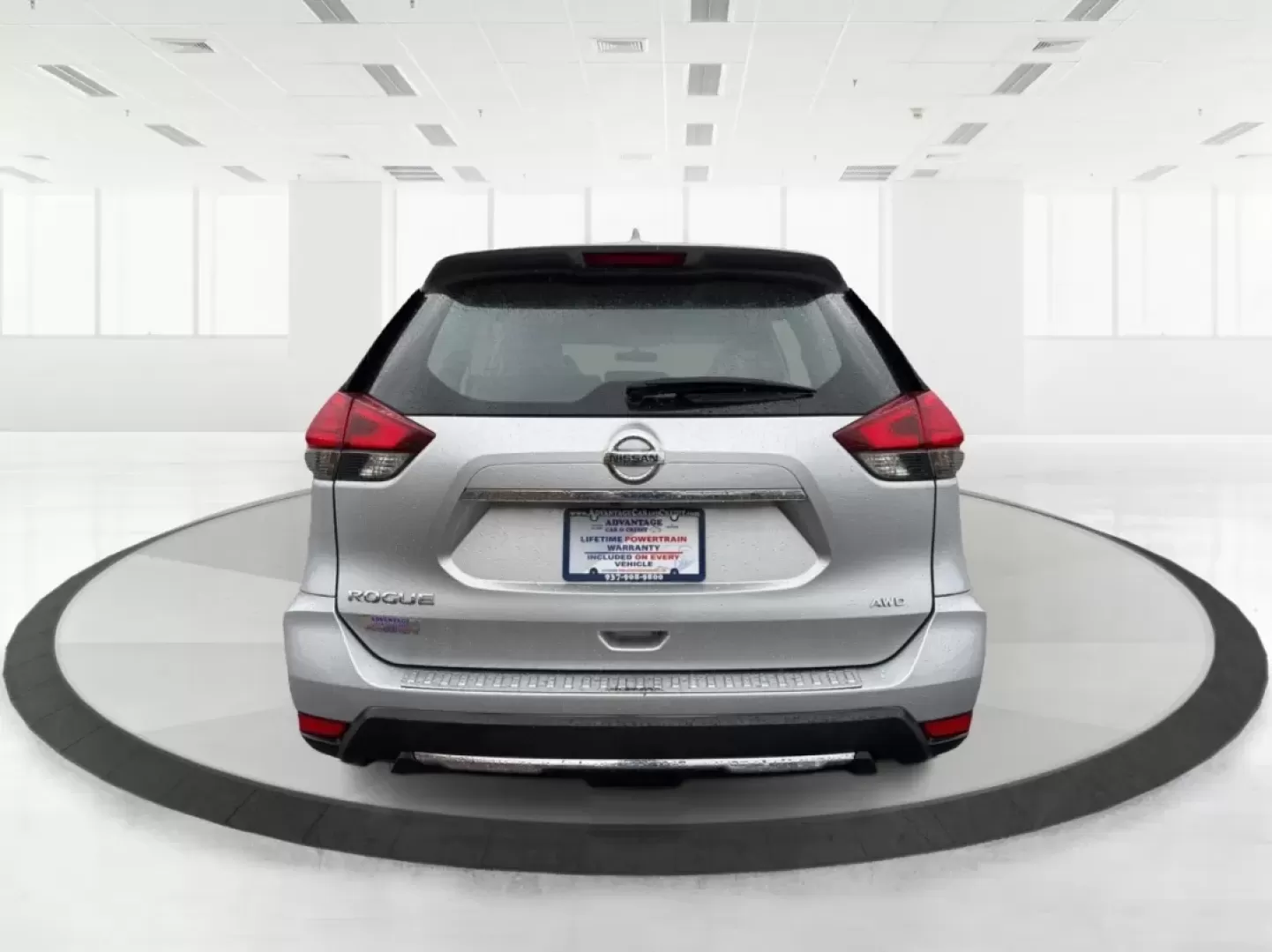 2017 Nissan Rogue S (JN8AT2MVXHW) with an 2.5L I-4 DOHC engine, located at 8750 N County Rd 25A, Piqua, OH, 45356, (937) 908-9800, 40.164391, -84.232513 - ### Adventure Awaits with the 2017 Nissan Rogue at Advantage Car and Credit - Piqua!<br /> <br /> Are you ready to elevate your family adventures, weekend getaways, or daily commutes? Discover the perfect blend of functionality and style in the 2017 Nissan Rogue, available now at Advantage Car and C - Photo#3