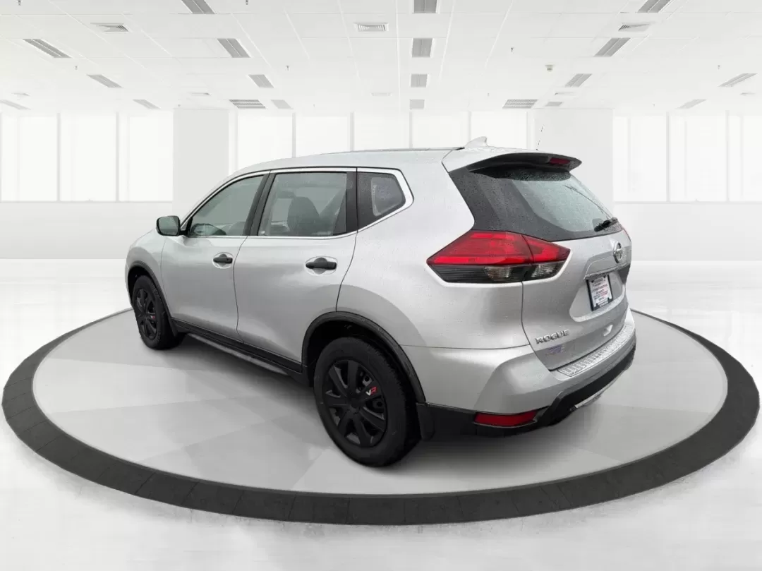 2017 Nissan Rogue S (JN8AT2MVXHW) with an 2.5L I-4 DOHC engine, located at 8750 N County Rd 25A, Piqua, OH, 45356, (937) 908-9800, 40.164391, -84.232513 - ### Adventure Awaits with the 2017 Nissan Rogue at Advantage Car and Credit - Piqua!<br /> <br /> Are you ready to elevate your family adventures, weekend getaways, or daily commutes? Discover the perfect blend of functionality and style in the 2017 Nissan Rogue, available now at Advantage Car and C - Photo#4