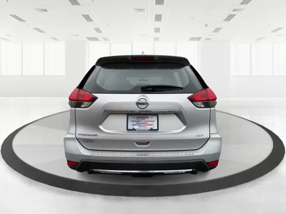 2017 Nissan Rogue S (JN8AT2MVXHW) with an 2.5L I-4 DOHC engine, CVT transmission, located at 1230 East Main St, Xenia, OH, 45385, (937) 908-9800, 39.688026, -83.910172 - ### Adventure Awaits with the 2017 Nissan Rogue at Advantage Car and Credit - Piqua!<br /> <br /> Are you ready to elevate your family adventures, weekend getaways, or daily commutes? Discover the perfect blend of functionality and style in the 2017 Nissan Rogue, available now at Advantage Car and C - Photo#3