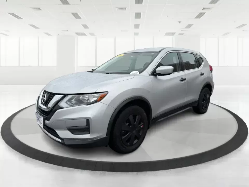 2017 Nissan Rogue S (JN8AT2MVXHW) with an 2.5L I-4 DOHC engine, CVT transmission, located at 1230 East Main St, Xenia, OH, 45385, (937) 908-9800, 39.688026, -83.910172 - ### Adventure Awaits with the 2017 Nissan Rogue at Advantage Car and Credit - Piqua!<br /> <br /> Are you ready to elevate your family adventures, weekend getaways, or daily commutes? Discover the perfect blend of functionality and style in the 2017 Nissan Rogue, available now at Advantage Car and C - Photo#8