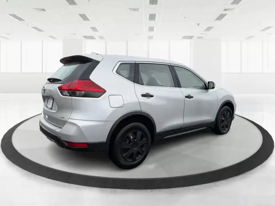 2017 Nissan Rogue S (JN8AT2MVXHW) with an 2.5L I-4 DOHC engine, CVT transmission, located at 4508 South Dixie Dr, Moraine, OH, 45439, (937) 908-9800, 39.689976, -84.218452 - ### Adventure Awaits with the 2017 Nissan Rogue at Advantage Car and Credit - Piqua!<br /> <br /> Are you ready to elevate your family adventures, weekend getaways, or daily commutes? Discover the perfect blend of functionality and style in the 2017 Nissan Rogue, available now at Advantage Car and C - Photo#2