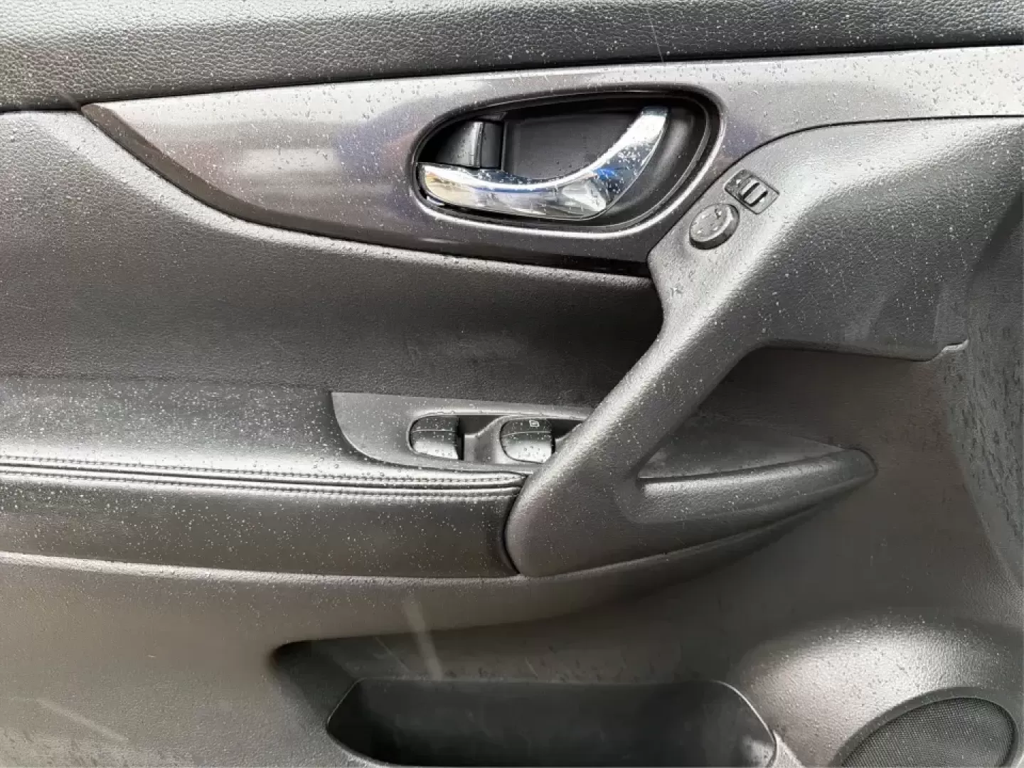 2017 Nissan Rogue S (JN8AT2MVXHW) with an 2.5L I-4 DOHC engine, located at 880 E. National Road, Vandalia, OH, 45377, (937) 908-9800, 39.891918, -84.183594 - ### Adventure Awaits with the 2017 Nissan Rogue at Advantage Car and Credit - Piqua!<br /> <br /> Are you ready to elevate your family adventures, weekend getaways, or daily commutes? Discover the perfect blend of functionality and style in the 2017 Nissan Rogue, available now at Advantage Car and C - Photo#17