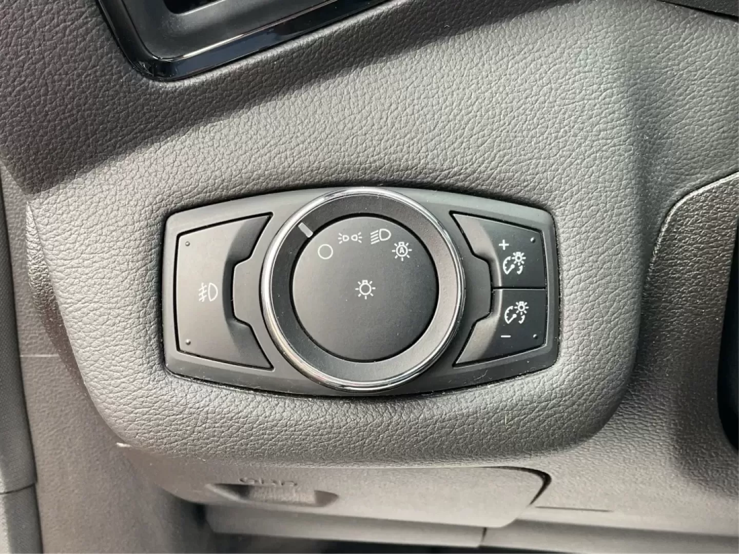 2014 Ford Escape Titanium (1FMCU9J97EU) with an Other engine, located at 1184 Kauffman Ave, Fairborn, OH, 45324, (937) 908-9800, 39.807072, -84.030914 - Elevate your daily commute and weekend adventures with the perfect blend of style and practicality-meet the 2014 Ford Escape Titanium, available now at Advantage Car and Credit in Fairborn, OH! This SUV is not just about getting from point A to point B; it's about enhancing your lifestyle, making it - Photo#16