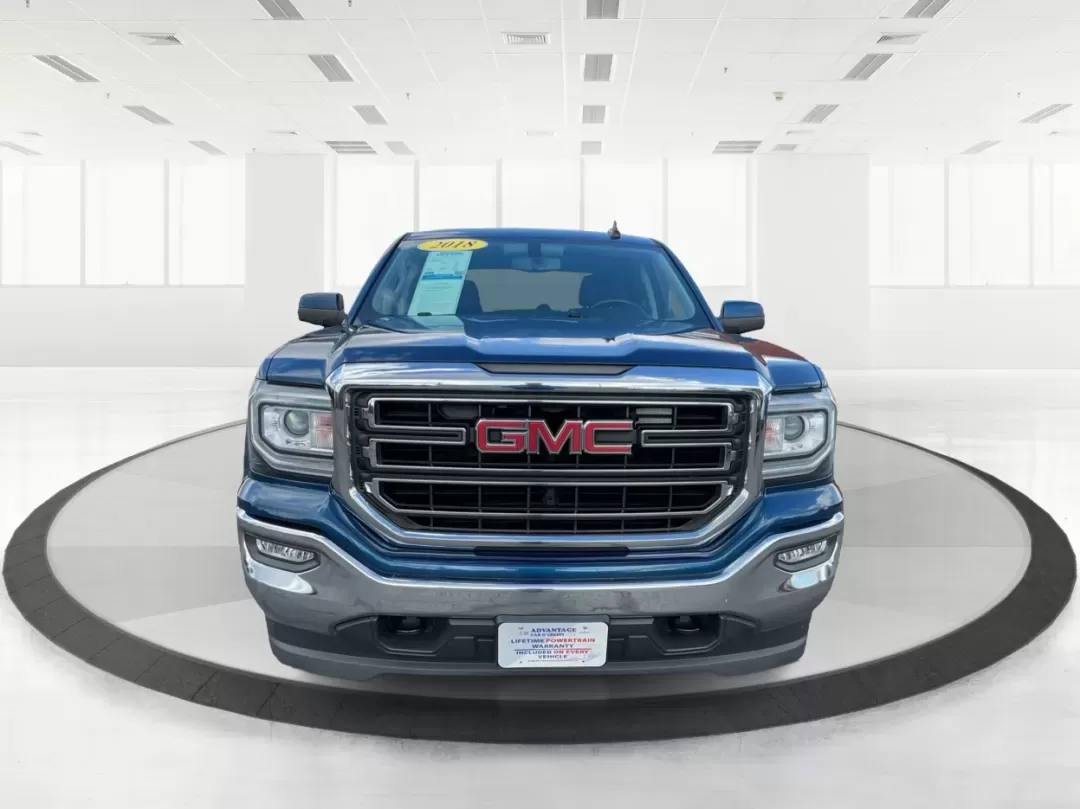 2018 GMC Sierra 1500 SLE (3GTU2MEC2JG) with an 5.3 engine, located at 1230 East Main St, Xenia, OH, 45385, (937) 908-9800, 39.688026, -83.910172 - Elevate your lifestyle with the unparalleled capability and comfort of the 2018 GMC Sierra 1500 SLE, now available at Advantage Car and Credit in Xenia, OH. This crew cab truck is not just a vehicle; it's a versatile companion for weekend adventures, family outings, and daily commutes alike. If you' - Photo#7
