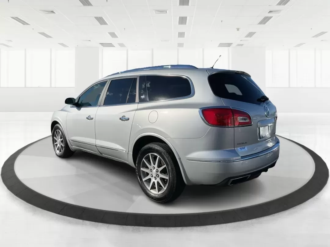 2015 Buick Enclave Leather (5GAKRBKD3FJ) with an 3.6L V-6 gasoline direct injection engine, 6-Speed Automatic Overdrive transmission, located at 4508 South Dixie Dr, Moraine, OH, 45439, (937) 908-9800, 39.689976, -84.218452 - **Discover Your Next Adventure with the 2015 Buick Enclave at Advantage Car and Credit - Piqua!**<br /> <br /> Are you ready to elevate your family adventures or daily commutes? The 2015 Buick Enclave is the perfect vehicle for growing families and weekend explorers alike. With its spacious interior - Photo#3