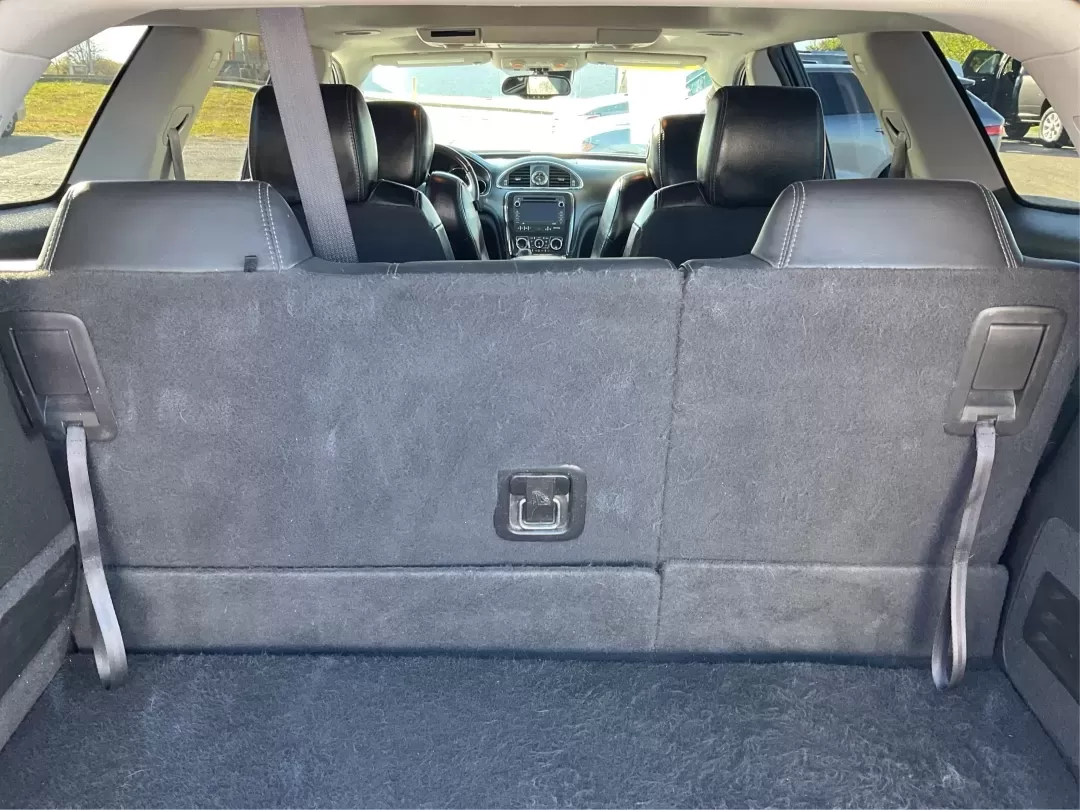 2015 Buick Enclave Leather (5GAKRBKD3FJ) with an 3.6L V-6 gasoline direct injection engine, 6-Speed Automatic Overdrive transmission, located at 4508 South Dixie Dr, Moraine, OH, 45439, (937) 908-9800, 39.689976, -84.218452 - **Discover Your Next Adventure with the 2015 Buick Enclave at Advantage Car and Credit - Piqua!**<br /> <br /> Are you ready to elevate your family adventures or daily commutes? The 2015 Buick Enclave is the perfect vehicle for growing families and weekend explorers alike. With its spacious interior - Photo#11