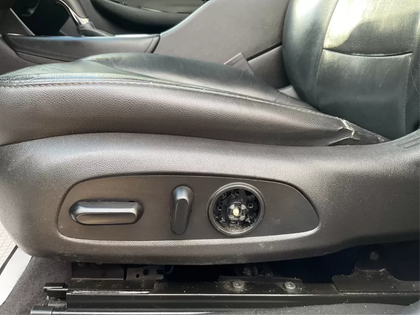 2017 Chevrolet Malibu 1LT (1G1ZE5ST4HF) with an 1.5L I-4 gasoline direct injection engine, located at 1184 Kauffman Ave, Fairborn, OH, 45324, (937) 908-9800, 39.807072, -84.030914 - ### Drive Your Dreams with This 2017 Chevrolet Malibu Perfect for Modern Living!<br /> <br /> Are you in search of a reliable sedan that balances comfort, efficiency, and style? Look no further than this stunning 2017 Chevrolet Malibu 1LT, available now at Advantage Car and Credit in Fairborn, OH. - Photo#18