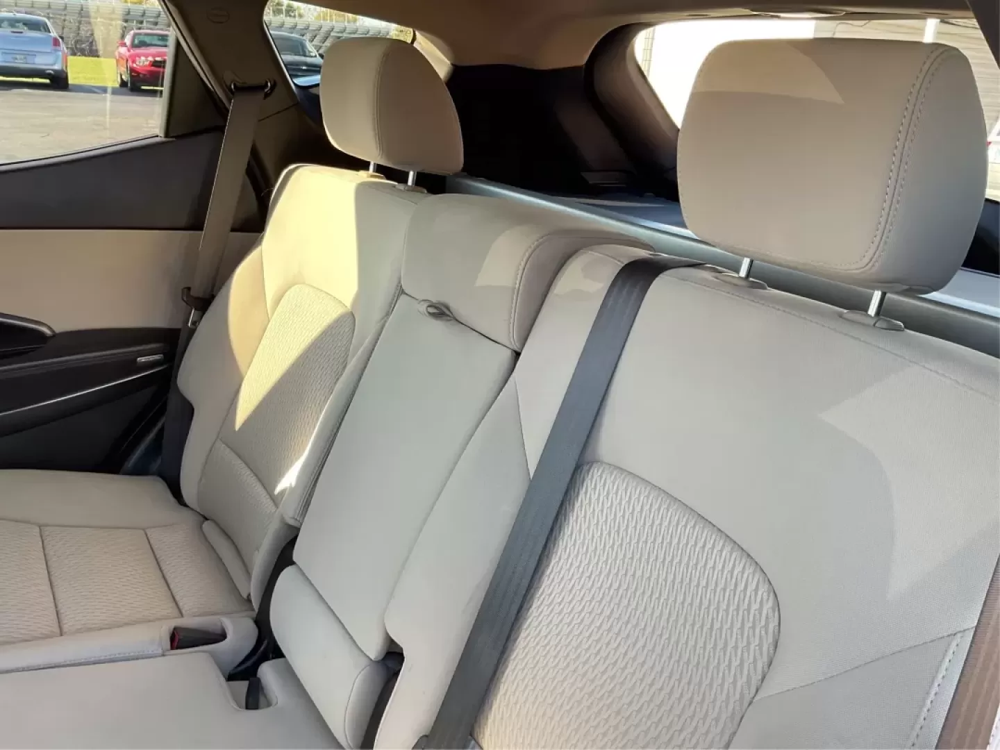 2013 Hyundai Santa Fe Sport (5XYZU3LB9DG) with an Theta II 2.4L I-4 gasoline direct injection engine, located at 880 E. National Road, Vandalia, OH, 45377, (937) 908-9800, 39.891918, -84.183594 - **Experience Freedom and Adventure in This 2013 Hyundai Santa Fe Sport!** <br /> <br /> Are you ready to take your family on unforgettable road trips or tackle your daily commute with confidence? The 2013 Hyundai Santa Fe Sport, available at Advantage Car and Credit in Vandalia, OH, is the perfect - Photo#10