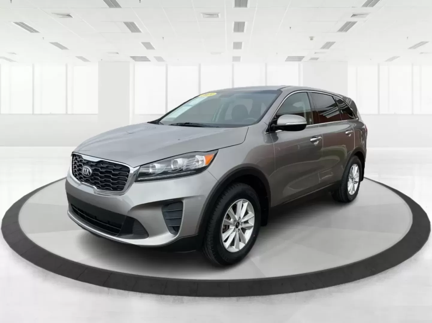 2019 Kia Sorento 2.4L LX (5XYPG4A33KG) with an 2.4L I-4 gasoline direct injection engine, located at 1951 S Dayton Lakeview Rd., New Carlisle, OH, 45344, (937) 908-9800, 39.890999, -84.050255 - **Discover Your Next Adventure with the 2019 Kia Sorento at Advantage Car and Credit!**<br /> <br /> Are you ready to elevate your lifestyle with a vehicle that perfectly blends comfort, versatility, and style? Look no further than the 2019 Kia Sorento, available now at Advantage Car and Credit in N - Photo#8
