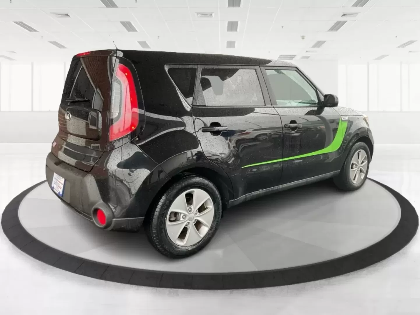 2016 Kia Soul Base (KNDJN2A25G7) with an Other engine, located at 401 Woodman Dr, Riverside, OH, 45431, (937) 908-9800, 39.760899, -84.123421 - **Unleash Your Adventures with the 2016 Kia Soul at Advantage Car and Credit - Riverside!**<br /> <br /> Are you ready to elevate your daily commutes and weekend getaways? The 2016 Kia Soul is the perfect vehicle for those seeking a blend of style, comfort, and practicality. With its spacious interi - Photo#2