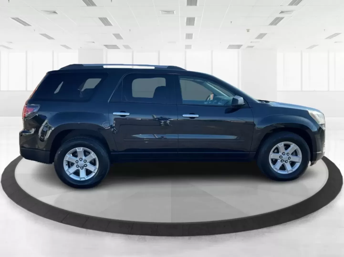 2014 GMC Acadia SLE-2 (1GKKRPKD9EJ) with an 3.6L V-6 gasoline direct injection engine, located at 1099 N County Rd 25A , Troy, OH, 45373, (937) 908-9800, 40.057079, -84.212883 - **Explore Life's Adventures with the 2014 GMC Acadia SLE-2**<br /> <br /> Are you ready to elevate your family road trips, daily commutes, or weekend getaways? The 2014 GMC Acadia SLE-2 is the ideal SUV that seamlessly blends comfort, capability, and style, making it perfect for growing families and - Photo#1