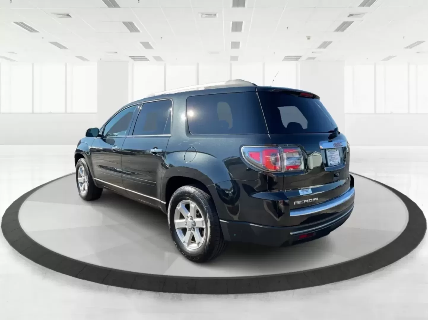 2014 GMC Acadia SLE-2 (1GKKRPKD9EJ) with an 3.6L V-6 gasoline direct injection engine, located at 1099 N County Rd 25A , Troy, OH, 45373, (937) 908-9800, 40.057079, -84.212883 - **Explore Life's Adventures with the 2014 GMC Acadia SLE-2**<br /> <br /> Are you ready to elevate your family road trips, daily commutes, or weekend getaways? The 2014 GMC Acadia SLE-2 is the ideal SUV that seamlessly blends comfort, capability, and style, making it perfect for growing families and - Photo#3