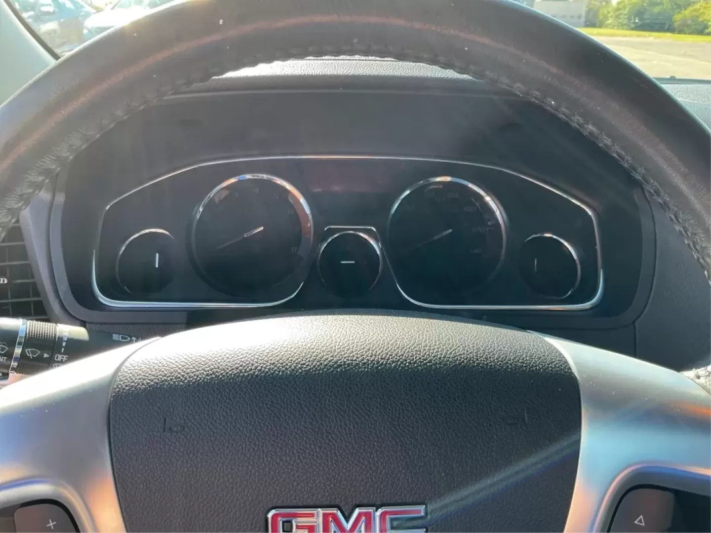 2014 GMC Acadia SLE-2 (1GKKRPKD9EJ) with an 3.6L V-6 gasoline direct injection engine, located at 1099 N County Rd 25A , Troy, OH, 45373, (937) 908-9800, 40.057079, -84.212883 - **Explore Life's Adventures with the 2014 GMC Acadia SLE-2**<br /> <br /> Are you ready to elevate your family road trips, daily commutes, or weekend getaways? The 2014 GMC Acadia SLE-2 is the ideal SUV that seamlessly blends comfort, capability, and style, making it perfect for growing families and - Photo#14