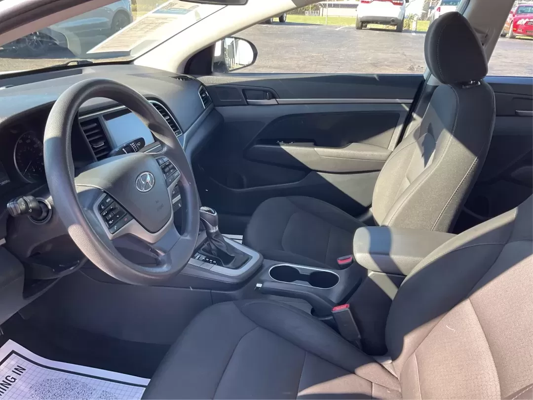 2018 Hyundai Elantra SEL (5NPD84LF6JH) with an Nu 2L I-4 DOHC engine, located at 8750 N County Rd 25A, Piqua, OH, 45356, (937) 908-9800, 40.164391, -84.232513 - **Elevate Your Daily Drive with the 2018 Hyundai Elantra SEL Perfect for Commuters and Families Alike!**<br /> <br /> Are you searching for a reliable and stylish vehicle that fits into your busy lifestyle? At Advantage Car and Credit - Piqua, we understand that finding the right car can be challen - Photo#9