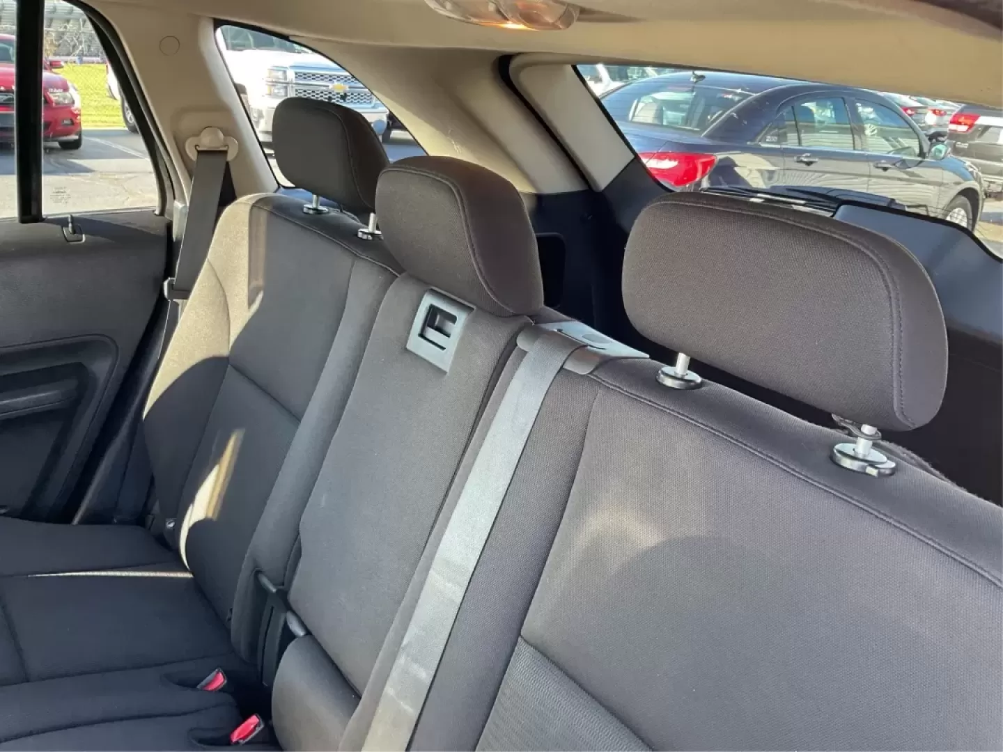 2010 Ford Edge SEL (2FMDK4JC1AB) with an Duratec 3.5L V-6 DOHC engine, located at 1230 East Main St, Xenia, OH, 45385, (937) 908-9800, 39.688026, -83.910172 - Are you in search of a family-friendly SUV that effortlessly combines style, comfort, and functionality? Look no further than this striking 2010 Ford Edge SEL at Advantage Car and Credit in Xenia, OH. Whether you're navigating daily commutes, planning weekend adventures with the family, or simply ru - Photo#10