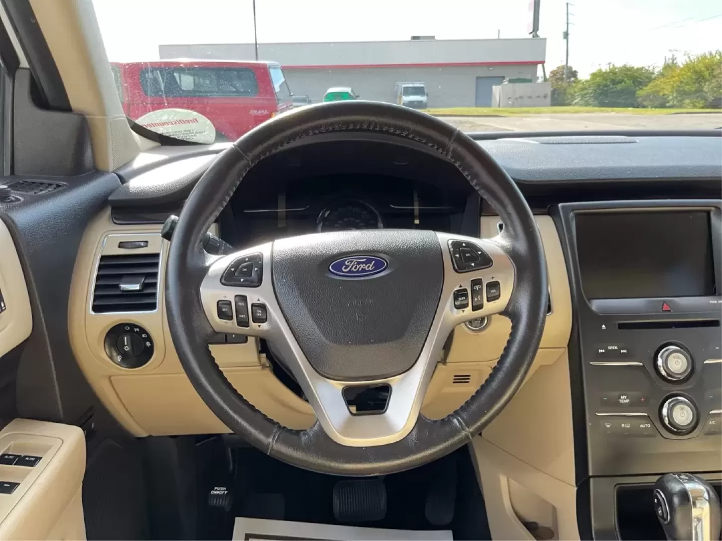 2015 Ford Flex SEL (2FMHK6C89FB) with an 3.5L V-6 DOHC engine, located at 4508 South Dixie Dr, Moraine, OH, 45439, (937) 908-9800, 39.689976, -84.218452 - **Embrace Adventures with the 2015 Ford Flex SEL at Advantage Car and Credit - Moraine!**<br /> <br /> Are you ready to elevate your lifestyle? The 2015 Ford Flex SEL is the perfect blend of comfort, versatility, and style, making it ideal for families and adventurers alike. Whether you're navigatin - Photo#16